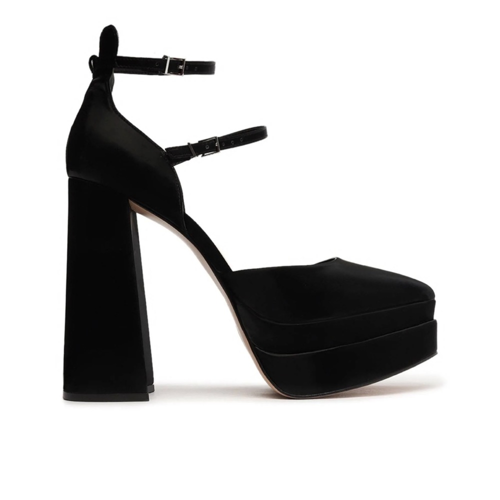 Schutz Elysee pump size 6, black